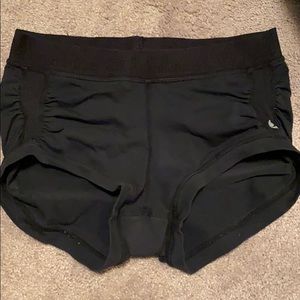 Lululemon short shorts